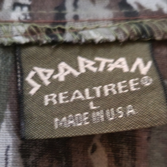 Men's Spartan RealTree Light Weight Camo Zip-up Jacket - Picture 4 of 5